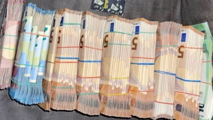 NOVAC im STIZE: OGROMNA SANSA za BOGASTVO-imajte na umu da ce OVI znaci uspeti da IZADJU IZ SILNIH DUGOVA koji sada imaju!