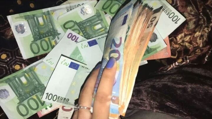 VELIKI NOVČANI USPEH: NOVCANICI ovih znakova napokon NECE BITI PRAZNI – dosao je kraj FINANSIJSKOJ KRIZI!