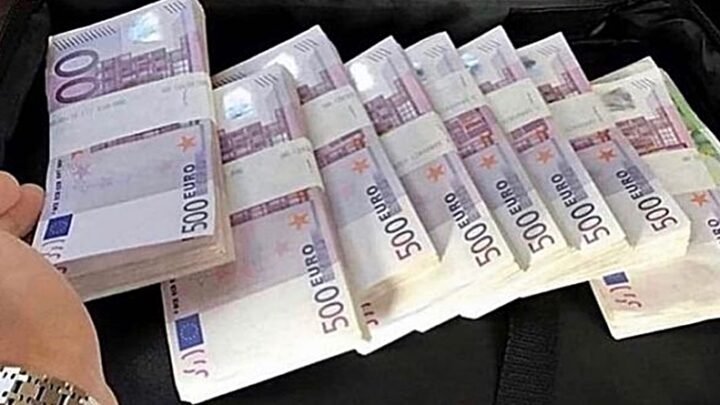 Drugo ime ovih znakova ce biti novac: Vreme je da se napune parama njihovi prazni dzepovi!