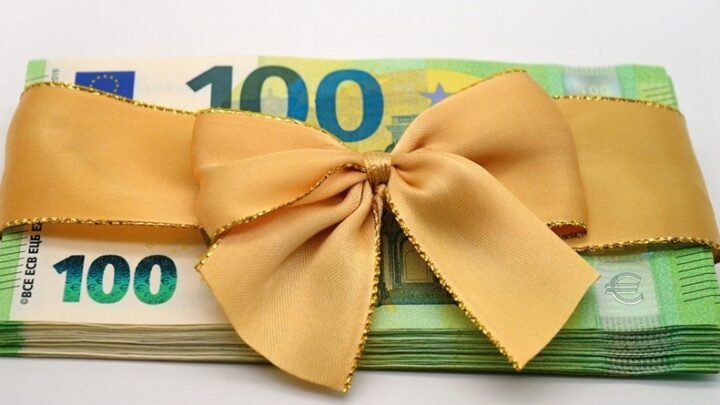 ZLATNI AVGUST ZA OVA 4 ZNAKA: Stiže NOVAC koji rešava sve!